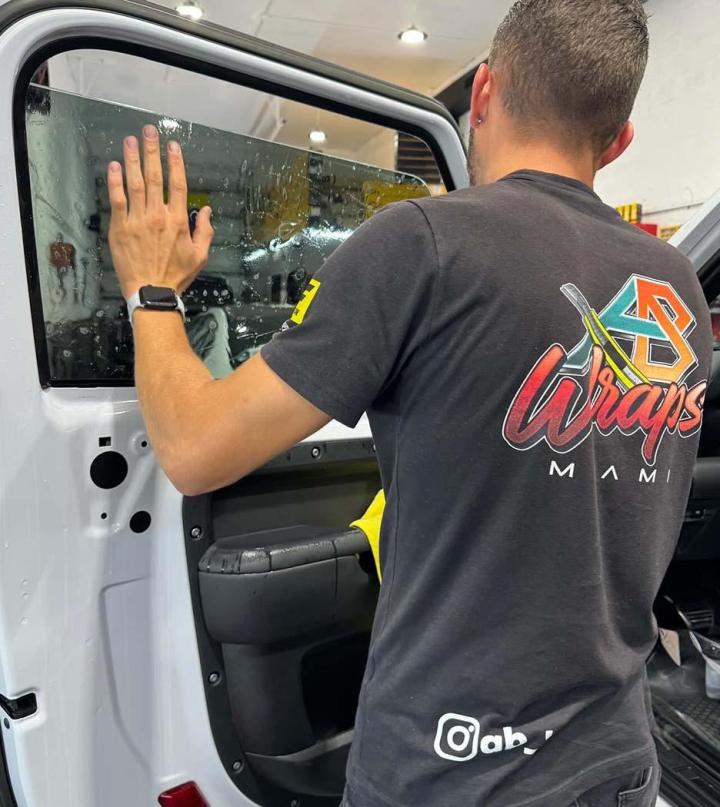 Auto Window Tinting Services Miami