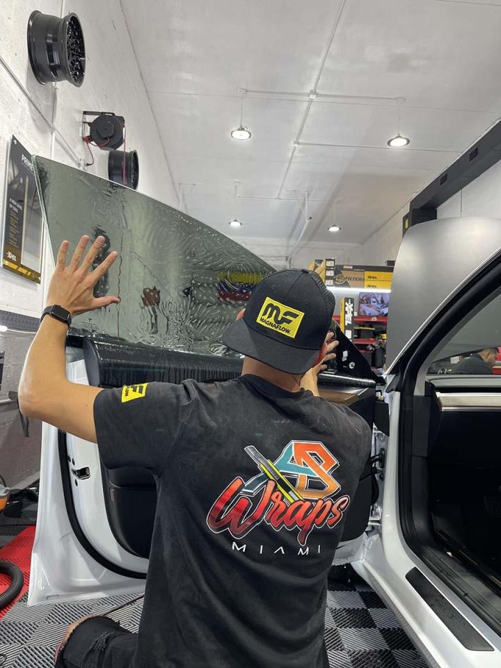 Auto Window Tinting Services Miami