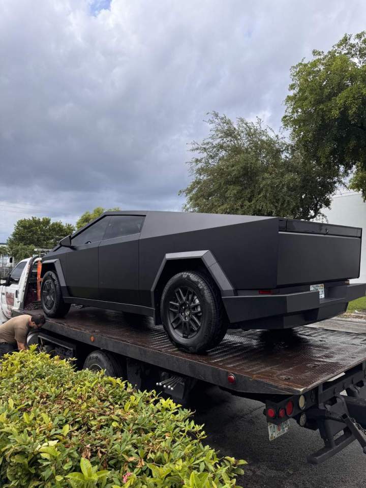 Paint Protection Film Installer – Miami